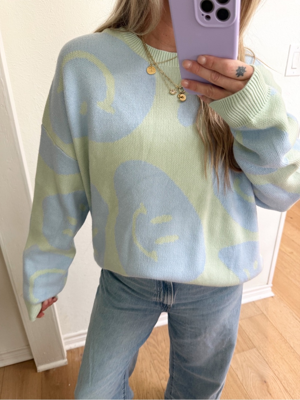 Smiley Knit Sweater - Women's Casual Pullover